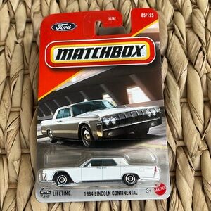 1964 Lincoln Continental White 1960s Luxury Car Matchbox MBX Mattel 2025 New